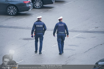 OSZE Ministerrat Tag 2 - Hofburg, Wien - Fr 05.12.2025 - Polizei, Exekutive, Sicherheit, Polizisten, Terror Schutz17