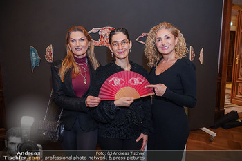 Kaffeesiederball Fächerpräsentation - Künstlerhaus, Wien - Di 09.12.2025 - Noushin REDJAIAN, Martina KAISER, Eser AKBABA2
