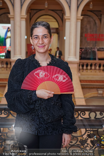 Kaffeesiederball Fächerpräsentation - Künstlerhaus, Wien - Di 09.12.2025 - Noushin REDJAIAN4