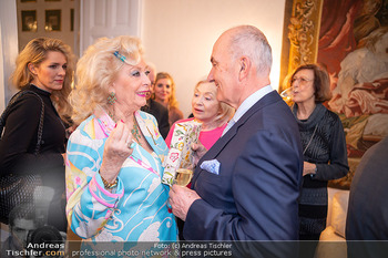 Stargast Präsentation Zuckerbäckerball - Privatwohnung, Wien - Mi 10.12.2025 - Birgit SARATA, Johann MARIHART12