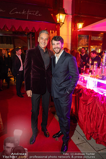 VIP Opening - Le Fou, Wien - Fr 12.12.2025 - Alexander SCHRACK mit Vater Harald NEUMANN101