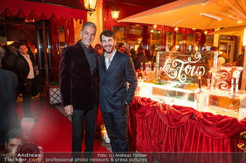 VIP Opening - Le Fou, Wien - Fr 12.12.2025 - Alexander SCHRACK mit Vater Harald NEUMANN102