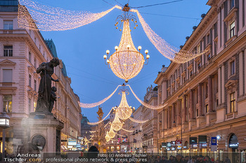 ZuKi Punsch Charity - Lions Club Punschstand Am Graben, Wien - Do 18.12.2025 - Weihachtsbeleuchtung Advent Weihnachten am Graben, Lichter27