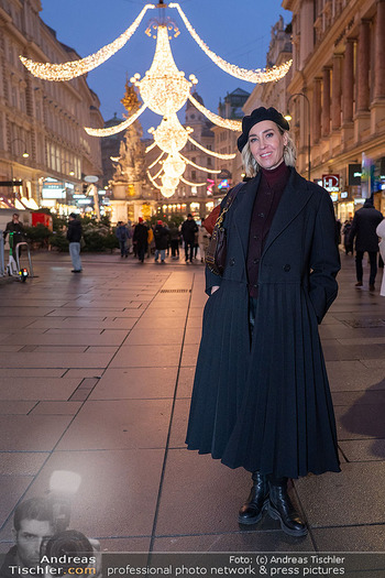 ZuKi Punsch Charity - Lions Club Punschstand Am Graben, Wien - Do 18.12.2025 - Nadja BERNHARD28