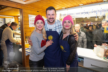 ZuKi Punsch Charity - Lions Club Punschstand Am Graben, Wien - Do 18.12.2025 - Silvia SCHNEIDER, Sigi FINK, Gabi HILLER45