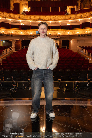 Interview Latten - Hollweg - Ronacher - Mi 07.01.2026 - Aeneas HOLLWEG (Portrait)8