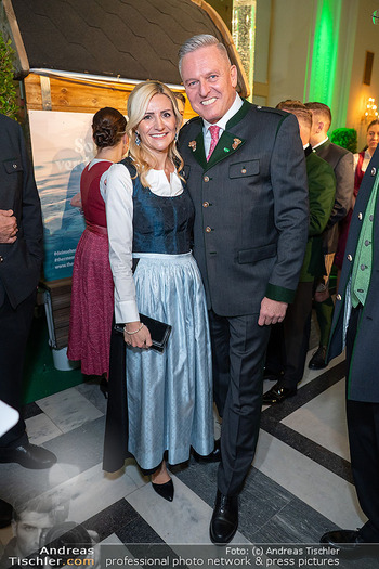Steirerball - Hofburg, Wien - Fr 09.01.2026 - Mario KUNASEK mit Ehefrau Sabrina36