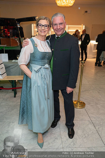 Jägerball - Hofburg, Wien - Mo 26.01.2026 - Christa KUMMER, Paul LEITENMÜLLER91