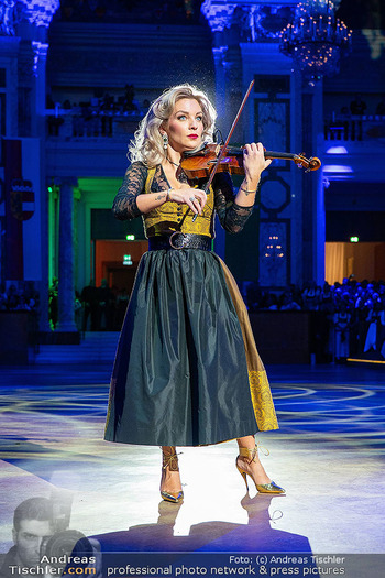 Jägerball - Hofburg, Wien - Mo 26.01.2026 - Lidia BAICH (Bühnenfoto)172