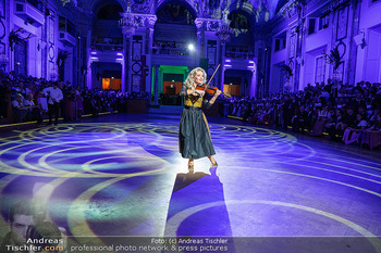 Jägerball - Hofburg, Wien - Mo 26.01.2026 - Lidia BAICH (Bühnenfoto)174