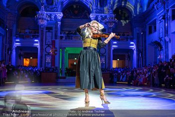 Jägerball - Hofburg, Wien - Mo 26.01.2026 - Lidia BAICH (Bühnenfoto)178