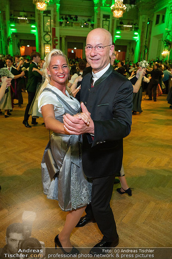 Jägerball - Hofburg, Wien - Mo 26.01.2026 - Toni FABER mit Natalie238
