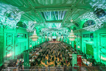 Jägerball - Hofburg, Wien - Mo 26.01.2026 - Übersichtsfoto Festsaal, Tanzfläche, Menschmassen239