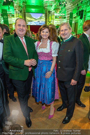 Jägerball - Hofburg, Wien - Mo 26.01.2026 - Josef PRÖLL, Susanne RIESS-HAHN, Johannes Gio HAHN249
