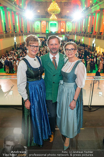 Jägerball - Hofburg, Wien - Mo 26.01.2026 - Maria PATEK, Maximilian MAYR-MELNHOF, Christa KUMMER316