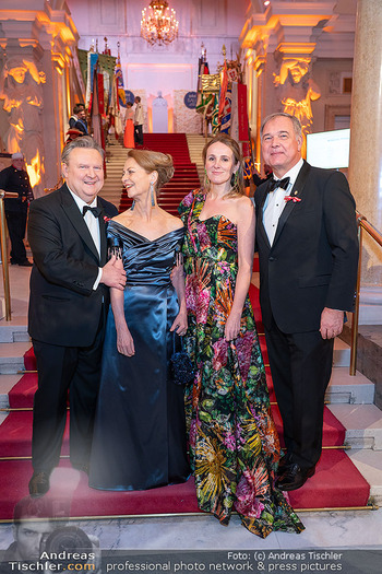 Ball der Wiener Wirtschaft - Hofburg, Wien - Fr 30.01.2026 - Michael LUDWIG, Irmtraud ROSSGATTERER, Walter RUCK mit Ehefrau P6