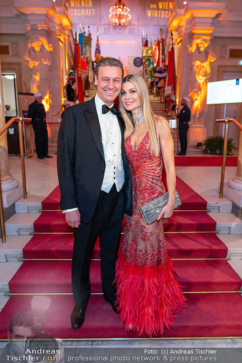 Ball der Wiener Wirtschaft - Hofburg, Wien - Fr 30.01.2026 - Rene Otto und Carmen KNOR24