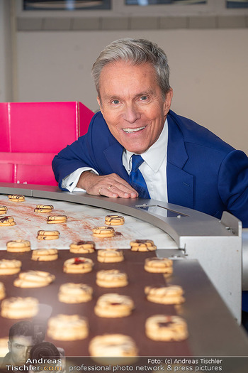 Sharon Stone bei Guschlbauer - Guschlbauer Schaumrollenfabrik St. Willibald - Di 10.02.2026 - Alfons HAIDER33