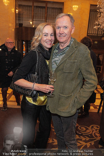 Art at the Park - Park Hyatt Hotel, Wien - Do 19.02.2026 - Ossi SCHELLMANN mit Ehefrau Gabriele15
