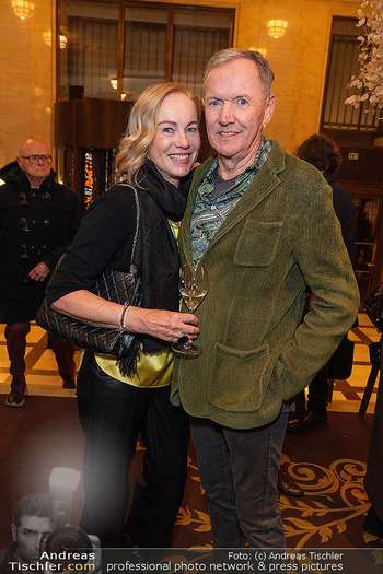 Art at the Park - Park Hyatt Hotel, Wien - Do 19.02.2026 - Ossi SCHELLMANN mit Ehefrau Gabriele16