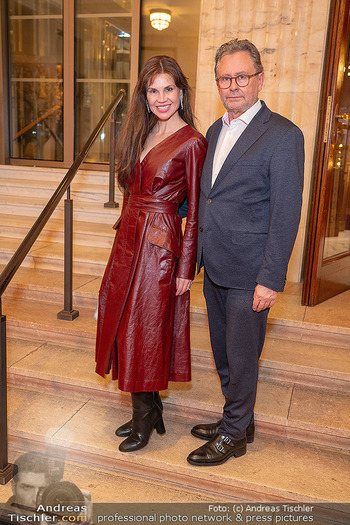 Art at the Park - Park Hyatt Hotel, Wien - Do 19.02.2026 - Leona KÖNIG41