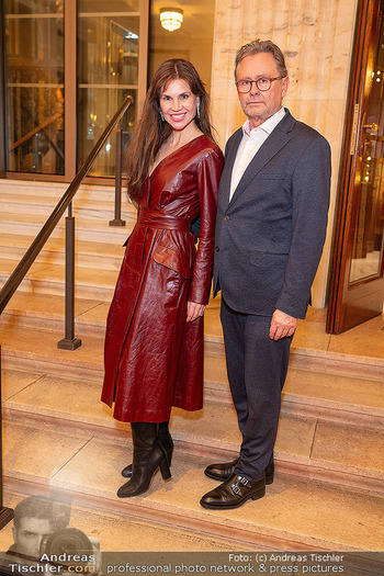 Art at the Park - Park Hyatt Hotel, Wien - Do 19.02.2026 - Leona KÖNIG42