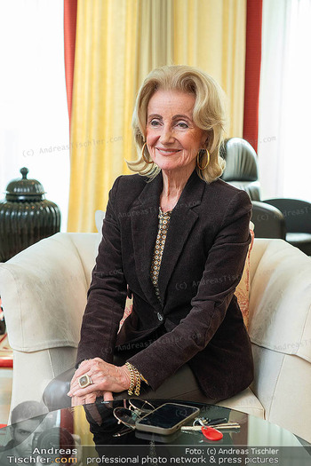 Interview Elisabeth Gürtler (Sperrfrist) - Hotel Sacher, Wien - Mo 23.02.2026 - Elisabeth GÜRTLER (Portrait)17
