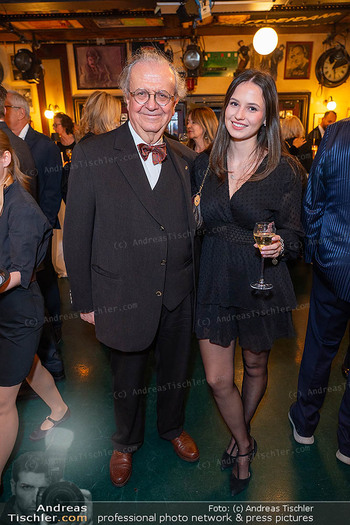 Seitenblicke Gala - Interspot Studios, Wien - Mo 23.02.2026 - Hans-Peter SPAK mit Enkelin Leonie25