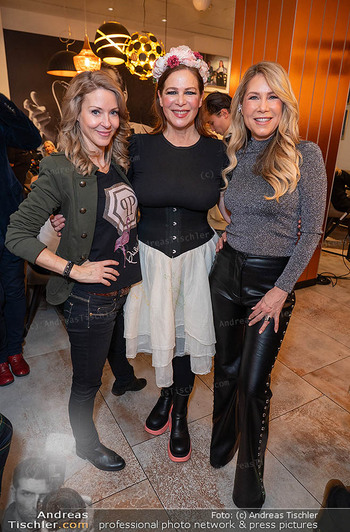 Falco Night - Falco´s Restaurant, Wien - Di 24.02.2026 - Simone LUGNER, Natalia USHAKOVA, Simone STELZER48