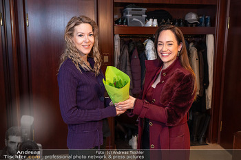 Frühling bei Simone Lugner - Lugner Villa, Wien - Mo 02.03.2026 - Simone LUGNER, Sasa SCHWARZJIRG2