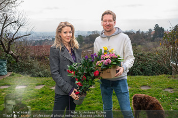 Frühling bei Simone Lugner - Lugner Villa, Wien - Mo 02.03.2026 - Simone LUGNER, Clemens TRISCHLER6