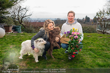 Frühling bei Simone Lugner - Lugner Villa, Wien - Mo 02.03.2026 - Simone LUGNER, Clemens TRISCHLER7