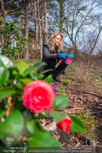 Frühling bei Simone Lugner - Lugner Villa, Wien - Mo 02.03.2026 - Simone LUGNER28