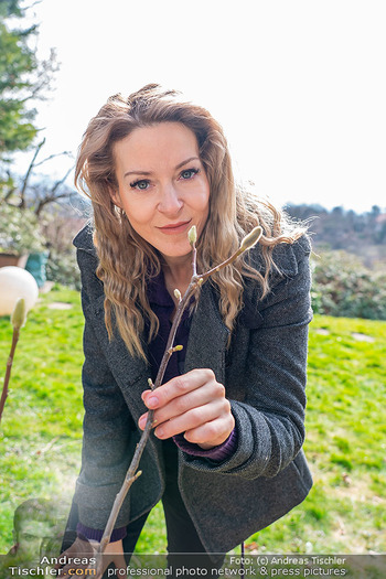 Frühling bei Simone Lugner - Lugner Villa, Wien - Mo 02.03.2026 - Simone LUGNER44