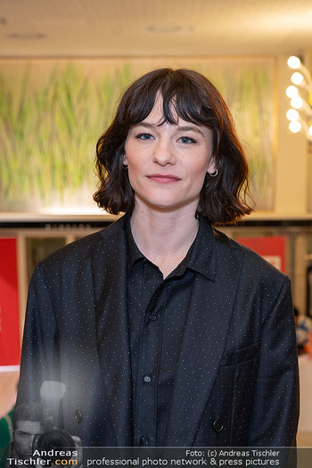 Kinopremiere ´Vier minus drei´ - Gartenbaukino Wien - Di 03.03.2026 - Valerie PACHNER (Portrait)10