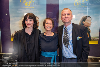 Kinopremiere ´Vier minus drei´ - Gartenbaukino Wien - Di 03.03.2026 - Barbara PACHL-EBERHART, Valerie PACHNER, Robert STADLOBER17