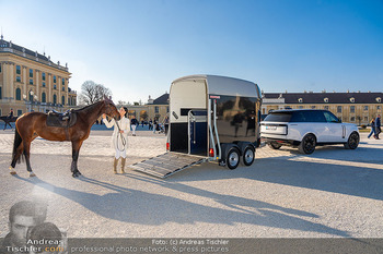 Fototermin vor Reitturnier - Schloss Schönbrunn, Wien - Do 05.03.2026 - Sonja KLIMA mit Pferd4
