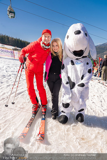 25. Promi Skirennen - Stuhleck - Fr 06.03.2026 - Iva SCHELL, Heribert KASPER31
