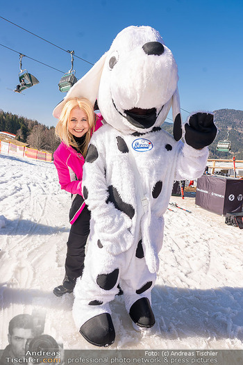 25. Promi Skirennen - Stuhleck - Fr 06.03.2026 - Iva SCHELL33