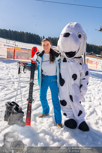25. Promi Skirennen - Stuhleck - Fr 06.03.2026 - Katharina NEHAMMER42