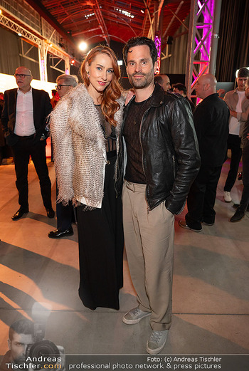 Amadeus Austtrian Music Awards 2025 - Marx Halle, Wien - Fr 06.03.2026 - Peter WINDHOFER mit Begleitung8