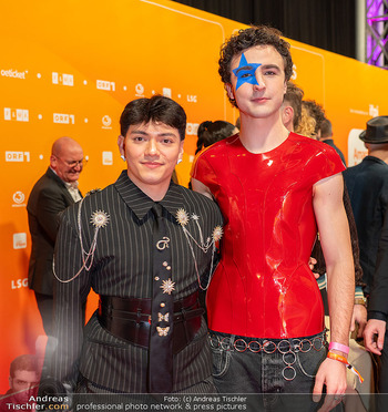 Amadeus Austtrian Music Awards 2025 - Marx Halle, Wien - Fr 06.03.2026 - COSMO (Benjamin GEDEON), JJ (Johannes PIETSCH), SongContest Teil51