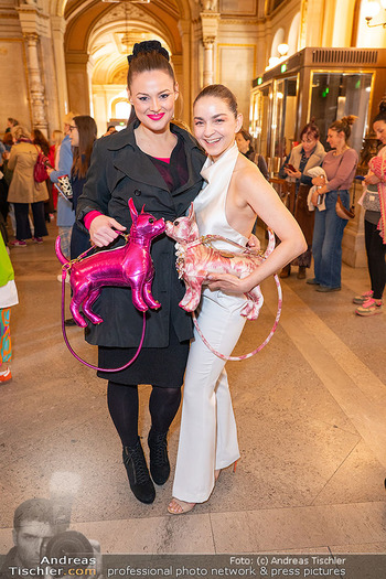 Rise! - Women´s Voices for Change - Wiener Staatsoper - So 08.03.2026 - Nassim ASGARI, Stella Rhonda TACITA (Designerinnen Bella Bao)19