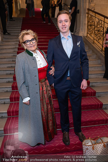 Falstaff Restaurant Guide - Rathaus, Wien - Mo 09.03.2026 - Rosi SCHIPFLINGER mit Enkelsohn Alexander41