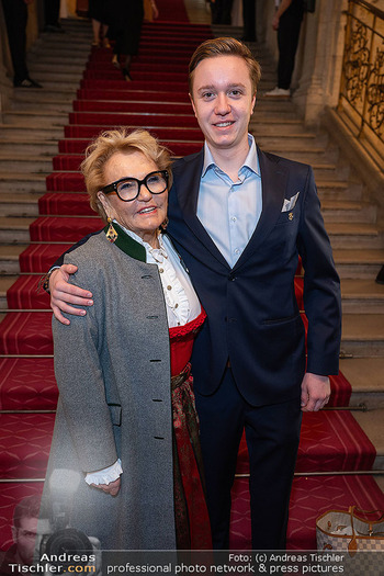 Falstaff Restaurant Guide - Rathaus, Wien - Mo 09.03.2026 - Rosi SCHIPFLINGER mit Enkelsohn Alexander43