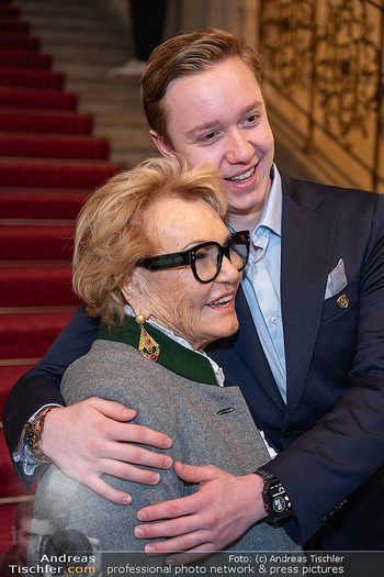 Falstaff Restaurant Guide - Rathaus, Wien - Mo 09.03.2026 - Rosi SCHIPFLINGER mit Enkelsohn Alexander44