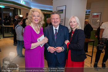 Wiedereröffnung und Premiere - Gloria Theater - Di 10.03.2026 - Birgit SARATA, Michael LUDWIG, Angelika ZOIDL40