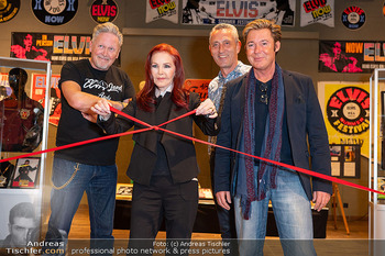 Priscilla Presley Ausstellungseröffnung - 48er-Tandler, Wien - Do 12.03.2026 - Priscilla PRESLEY, Josef THON, Dennis JALE, Andi Andreas SCHRÖR44