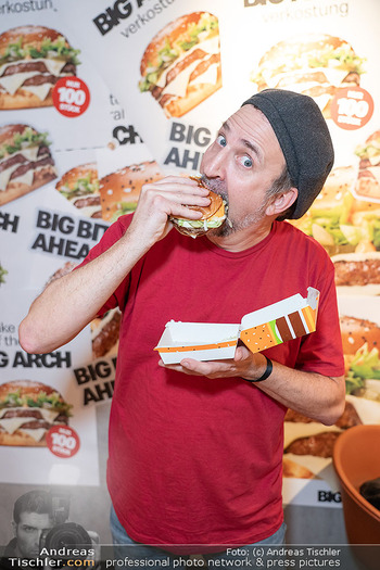 Tasting-Party Big Arch - McDonalds MaHi, Wien - Do 12.03.2026 - Michael OPERNSCHALL (Rolfs Vater)15