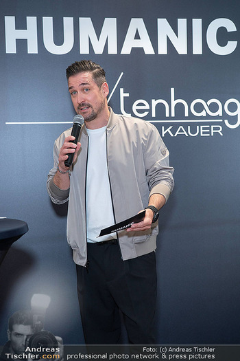 Karo Kauer Meet and Greet - Humanic Flagshipstore, Wien - Fr 13.03.2026 - Andi Andreas MORAVEC23